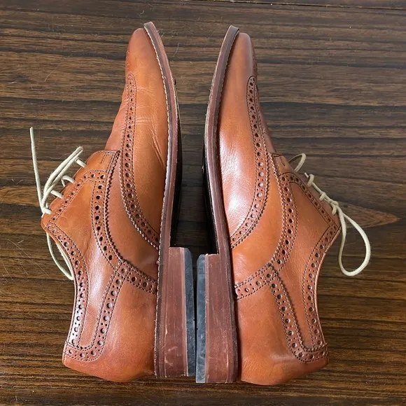 Cole Haan, men’s 9, Modern Essentials Wingtip Oxford in British Tan, dress shoe