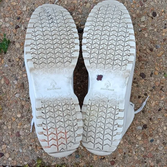 Converse All Star Lugged Shoes White Leather High Tops Lace Up Sneakers