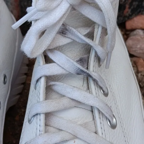 Converse All Star Lugged Shoes White Leather High Tops Lace Up Sneakers