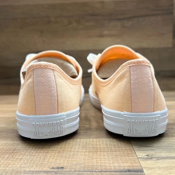 CONVERSE Canvas Sneakers