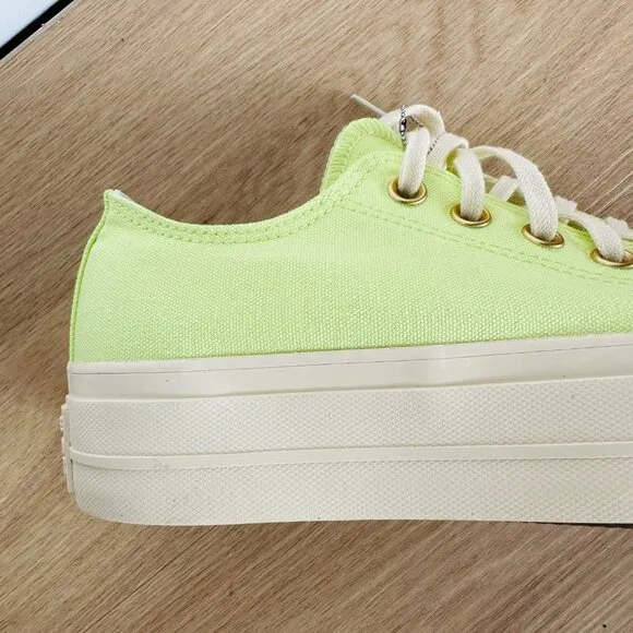 ⭐Converse Chuck Taylor All Star Lift Platform Sz 7 Women's Shoes Green A09913F