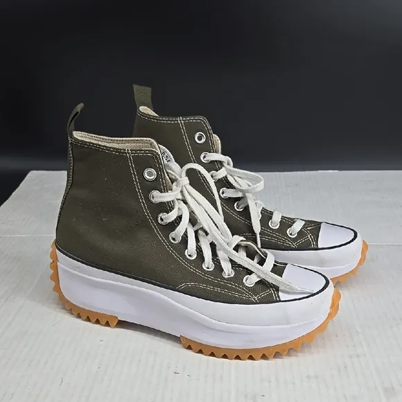 Converse Run Star Hike Hi Canvas Platform High-Top  Sneakers 9W 7.5M