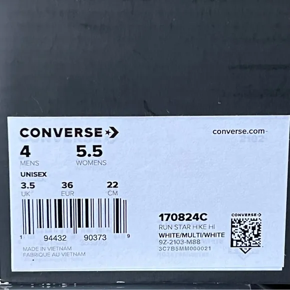 Converse Run Star Hike Hi Platform PRIDE Rainbow Sneakers