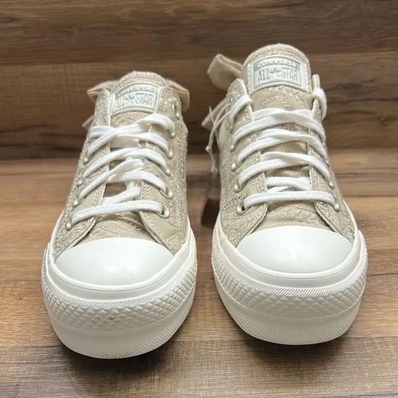 CONVERSE Women's Beige Lace Sneakers