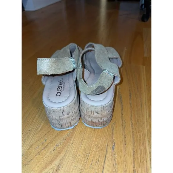 Cordani Italy Women's Gold Sparkle Wedge Sandals Size 37