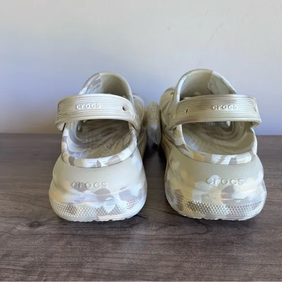 CROCS Classic Crush Marbled Platform Women's Clog Size 9 #B1814