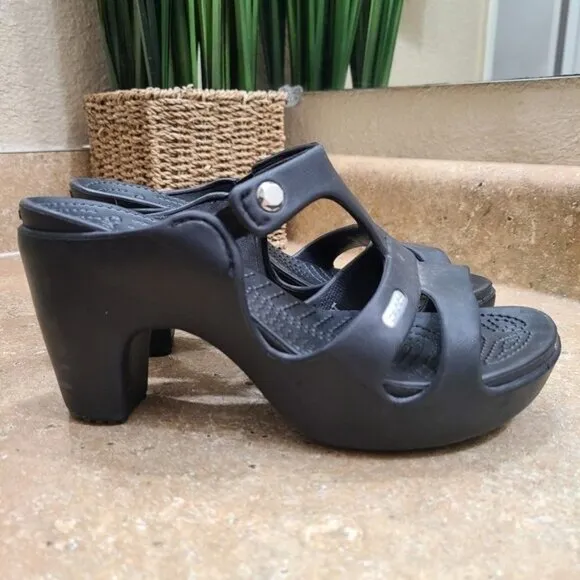 Crocs Cyprus V Black Heels Sandals Shoes 7