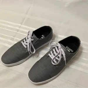 Cuter - Kruzers Mens Grey Lace up Athletic Shoes EUC size 10