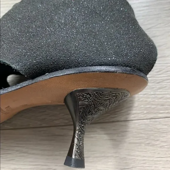 CYDWOQ Boomerang Hand Made Lagenlook Leather Open Toe Heels