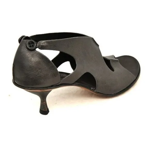 CYDWOQ Boomerang Hand Made Lagenlook Leather Open Toe Heels