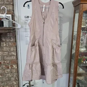 Daily Practice By Anthropologie Line Through Brand Tag Pictured