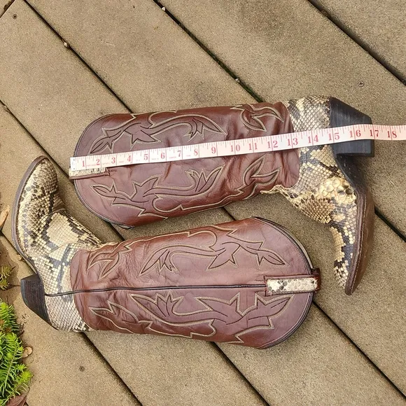 Dan Post Snake Skin Cowboy Boots Men's Size 6.5 C Approx Women's Size 8 C