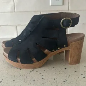 Dansko Demetra Black Leather Chunky Block Heel Open Toe Sandals Shoes Size 40