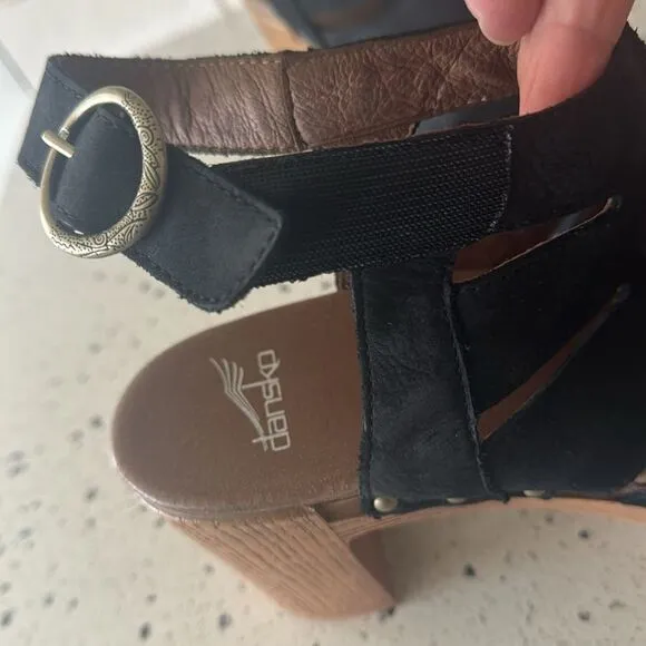 Dansko Demetra Black Leather Chunky Block Heel Open Toe Sandals Shoes Size 40