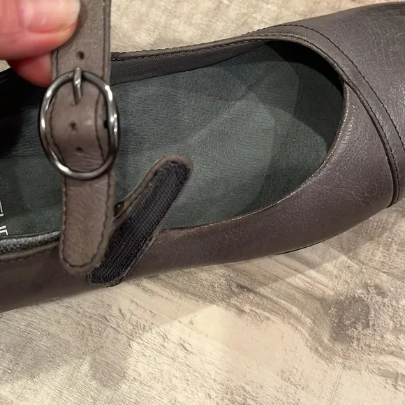 Dansko Fawna gray Mary Jane buckle shoes size 38/7.5