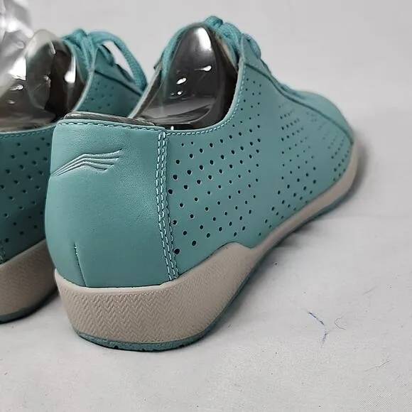 DANSKO ORLIS NAPPA PERFORATED SNEAKERS NIB LADIES 37 AQUA BLUE