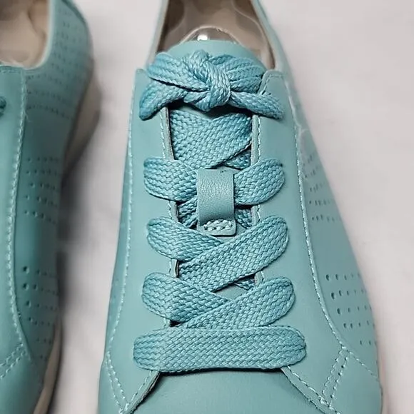 DANSKO ORLIS NAPPA PERFORATED SNEAKERS NIB LADIES 37 AQUA BLUE