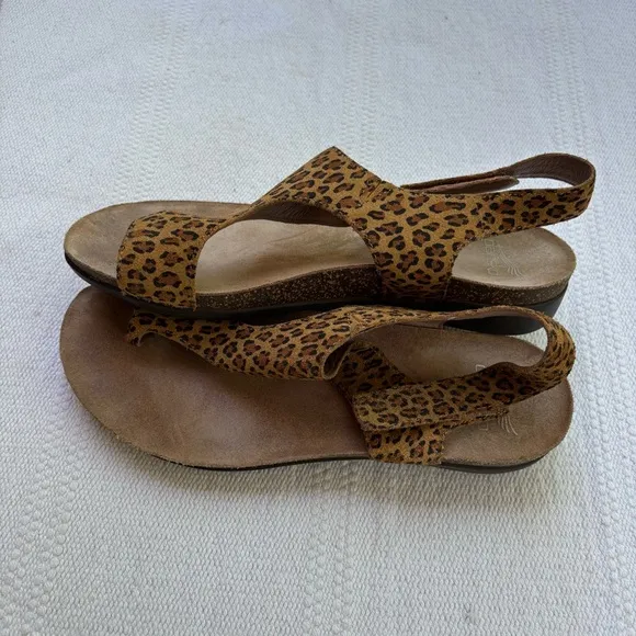 Dansko Reece Sandals Shoes Womens Size 39