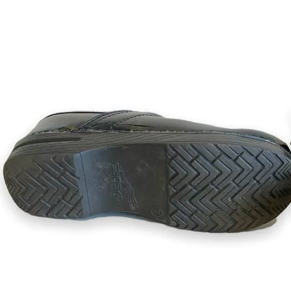 Dansko black leather arched shoes
