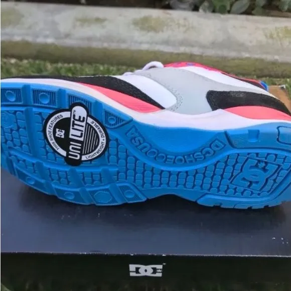 ☀️DC Youth Tribeka Shoes☀️