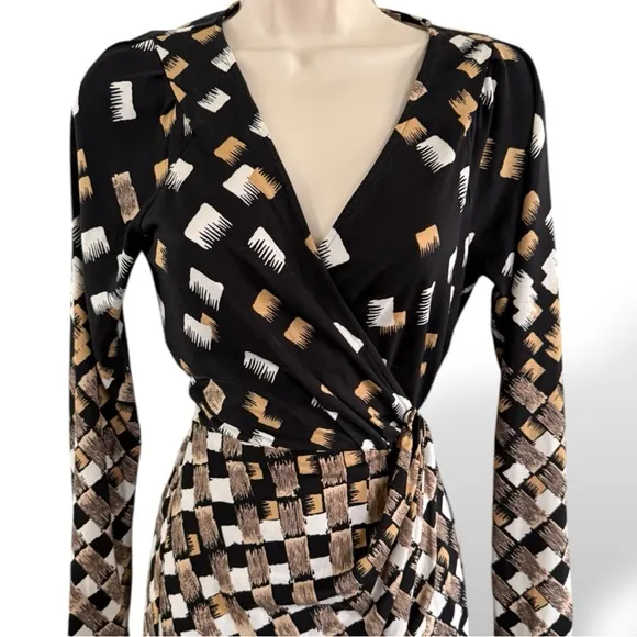 Diane Von Furstenberg DVF Abstract Printed Silk Jersey Wrap Dress Size 6
