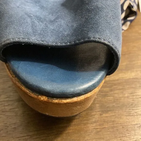 Diane von Furstenberg Eva Blue Suede Ankle Wrap Sandal. Fits size 7-7.5.