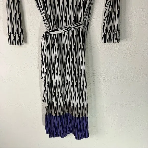 DIANE Von Furstenberg New Julian Two Jersey Silk Wrap Dress in Modern Harlequin