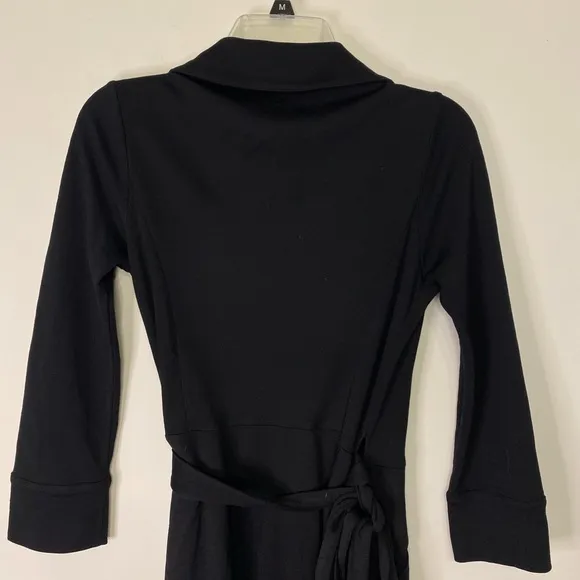 Diane Von Furstenberg Wool V Neck Wrap Black Midi Dress Size 4 Classic Office