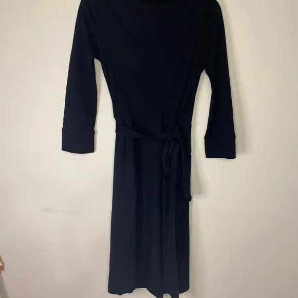 Diane Von Furstenberg Wool V Neck Wrap Black Midi Dress Size 4 Classic Office