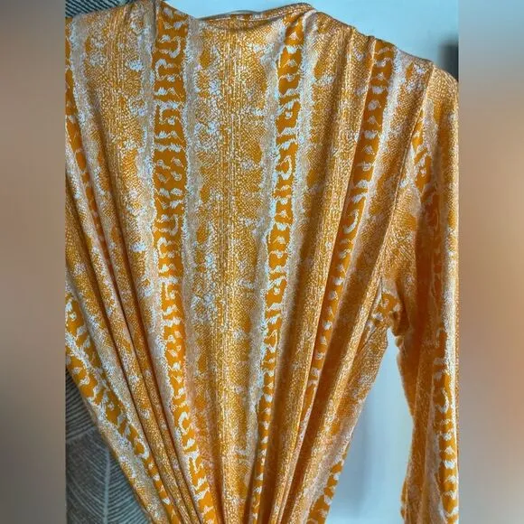 Diane von Furstenberg Bentley Wrap Dress Orange White Snake Print Size 12 V Neck