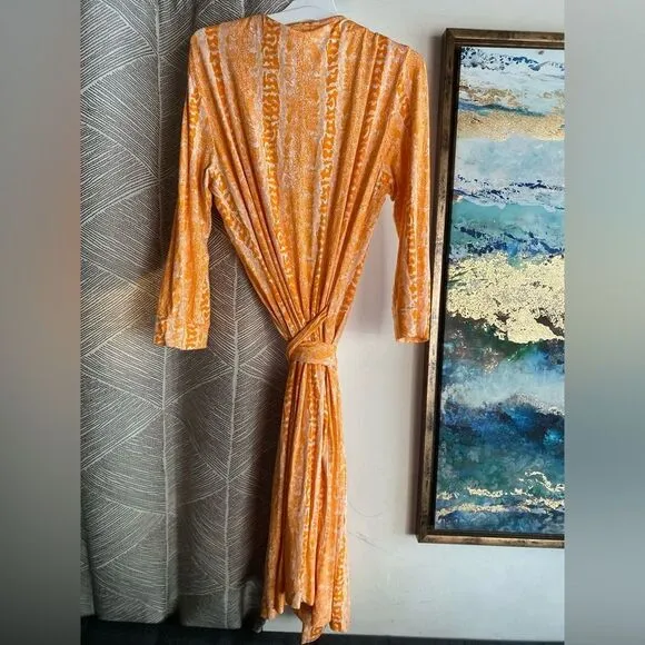 Diane von Furstenberg Bentley Wrap Dress Orange White Snake Print Size 12 V Neck