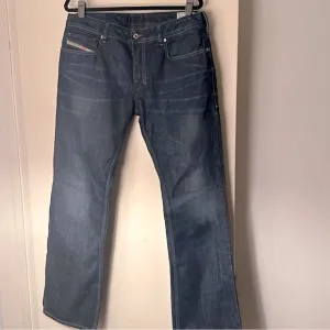 Diesel Zatiny 100% Cotton Men’s Regular Classic Bootcut Comfy Jeans Size 34X 32