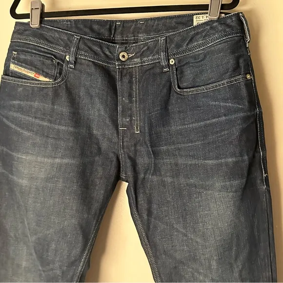 Diesel Zatiny 100% Cotton Men’s Regular Classic Bootcut Comfy Jeans Size 34X 32