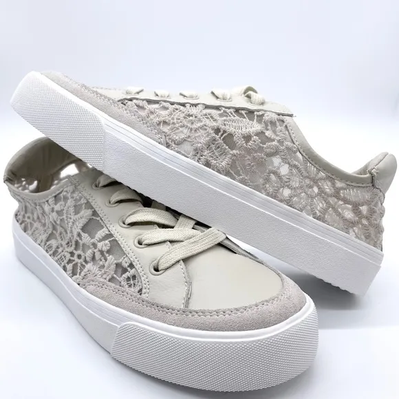 DKNY Women’s Linen Lace Ressi Platform Sneakers
