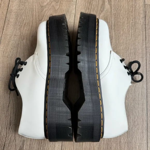Doc Martens 1461 quad platform shoes women’s 9 white
