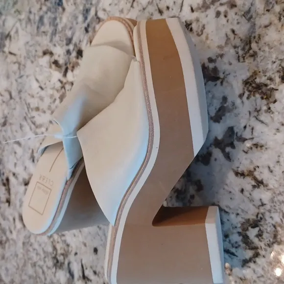 DOLCE VITA WOMENS SZ 9.5 SLIDE PLATFORM SANDALS $150 CREAM