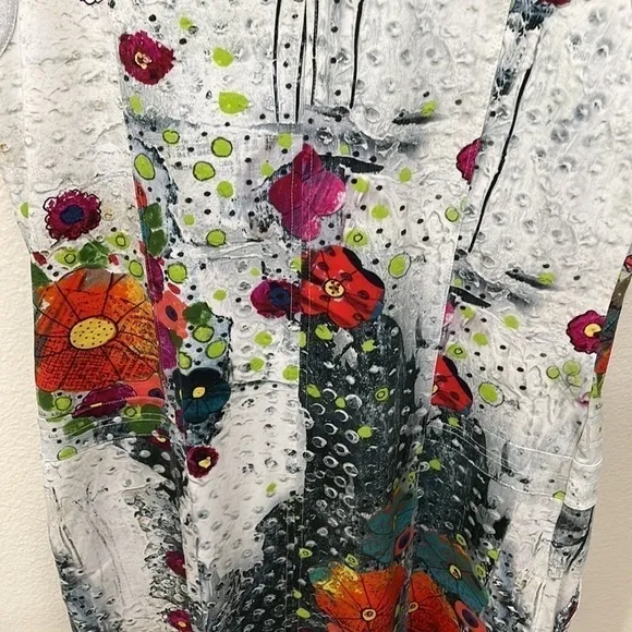 Dolcezza Multi Color Modern Floral Design Zippered Dress—Beautiful Fabric—EUC—M
