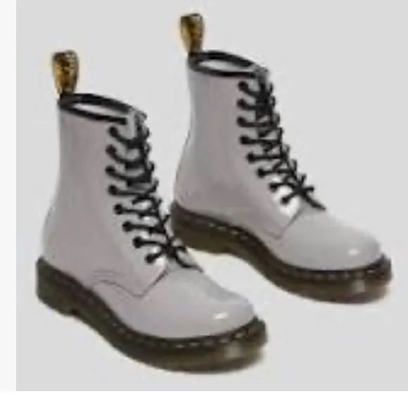 Dr Martens 1460 Women's Patent Leather glossy‎ gray Lace Up Boots size 9 new