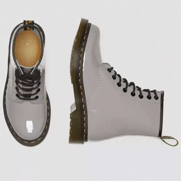 Dr Martens 1460 Women's Patent Leather glossy‎ gray Lace Up Boots size 9 new