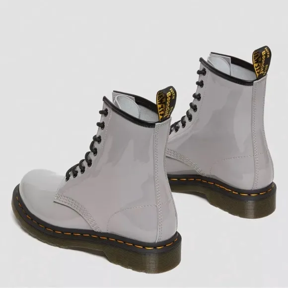 Dr Martens 1460 Women's Patent Leather glossy‎ gray Lace Up Boots size 9 new