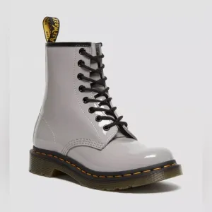 Dr. Martens 1460 WOMEN'S PATENT LEATHER LACE UP BOOTS Sz 9