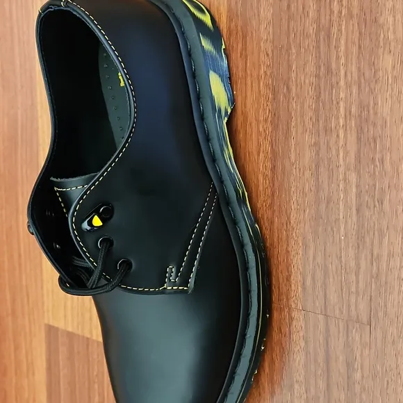 Dr Martens 1461 Black Leather Oxford Shoes Black &amp; Yellow  Marbled Sole M8, W9