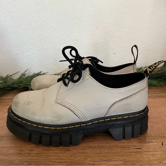 Dr Martens Audrick Nappa Leather Platform Shoes Women’s US 10