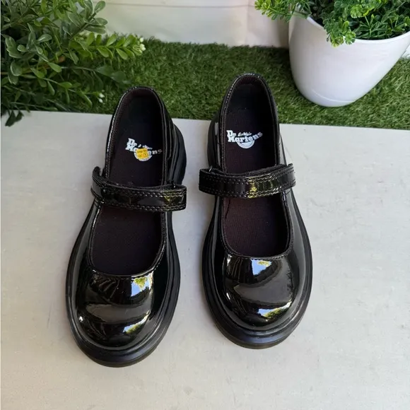 Dr. Martens Black Kids Mary Jane Shoes little girl size 13 brand new authentic