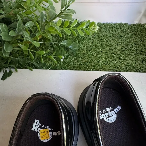 Dr. Martens Black Kids Mary Jane Shoes little girl size 13 brand new authentic
