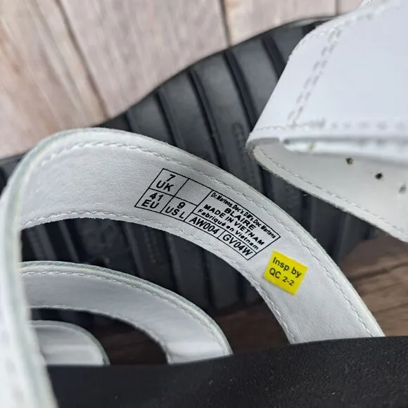 DR Martens Clarissa II Leather Platform Sandals Women's Sz 9 Blaire White (NIB)