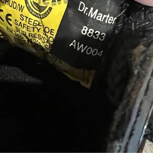 Dr. Martens Industrial Steel Toe EU 39/M7 W8 Shoe Boots BlackIronbridge