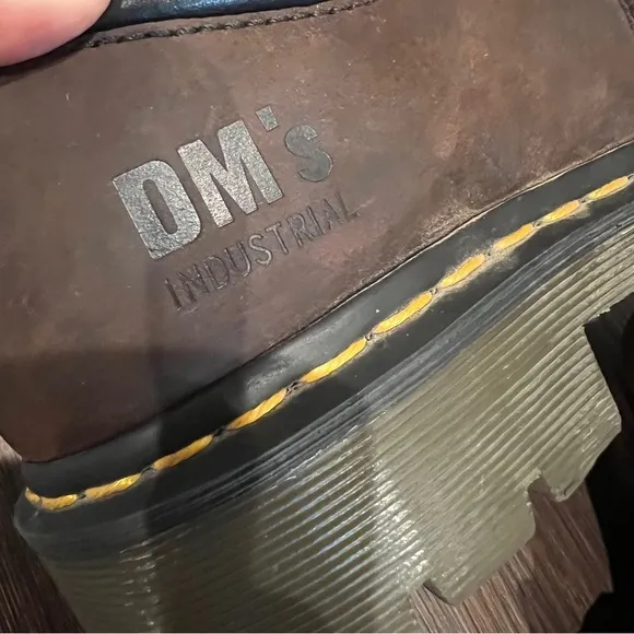 Dr. Martens Industrial Steel Toe EU 39/M7 W8 Shoe Boots BlackIronbridge