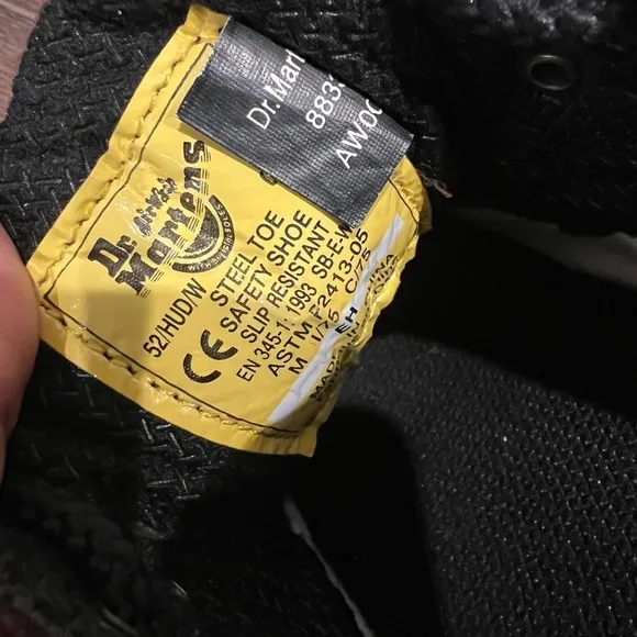 Dr. Martens Industrial Steel Toe EU 39/M7 W8 Shoe Boots BlackIronbridge