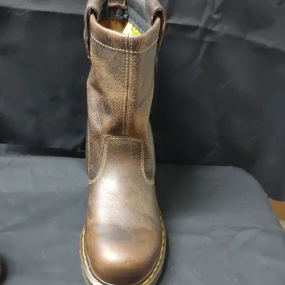 Dr. Martens Men's Icon 2295 Steel Toe Heavy Industrial Boots, Tan Greenland
